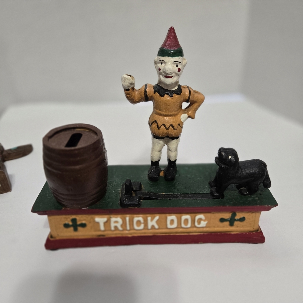 261T555 Cast Iron "Trick Dog" Mechanical Coin Bank